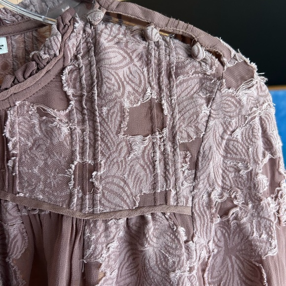 Wilfred Aritzia Womens Textured Floral Overlay Long Sleeve Dress Size Large Pink - Picture 12 of 16